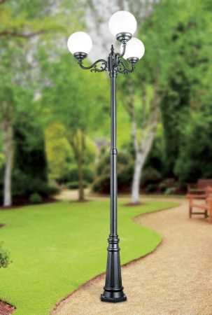 dreiflammige Kugelleuchte Garten