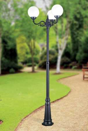 dreiflammige Kugelleuchte Garten