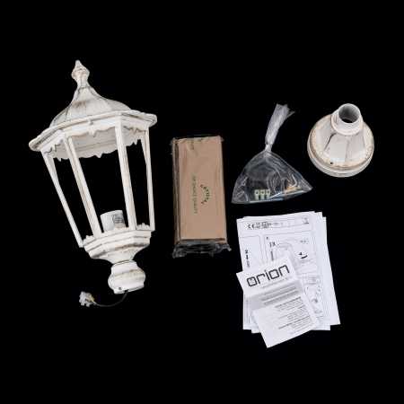 Antike Sockellampe weiß