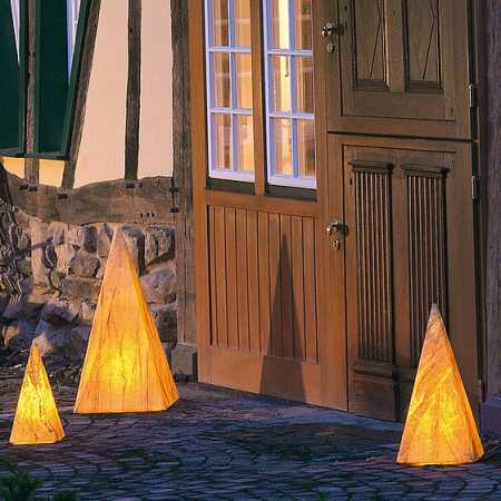 LED-Pyramide Garten