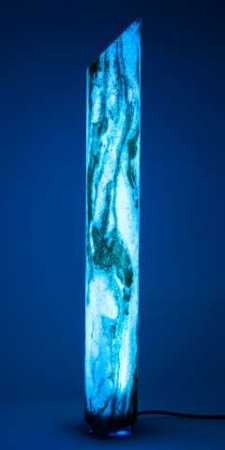 außergewöhnliche Gartenleuchte 110cm