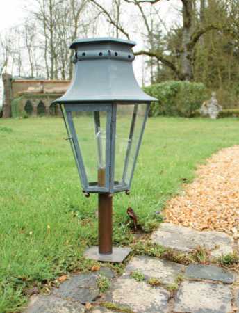 Sockelleuchte Landhausstil