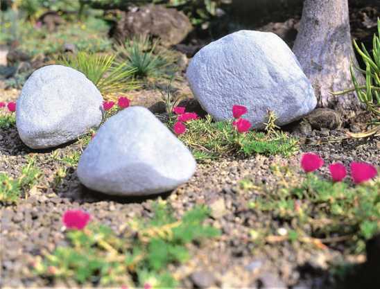 Gartenbeleuchtung Stein