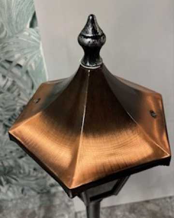 Antike Außenleuchte