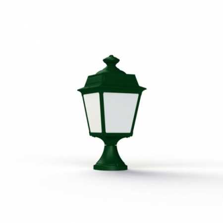 grüne Sockelleuchte klassisch