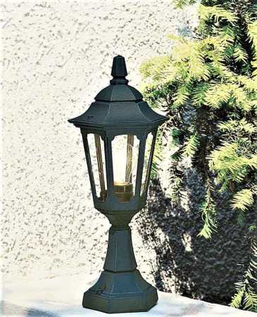 kleine rustikale Sockelleuchte