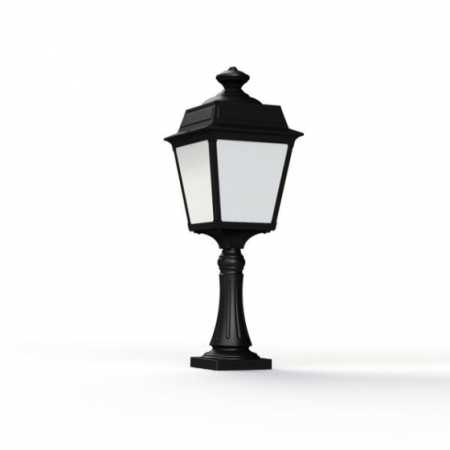 weiße Gartenleuchte