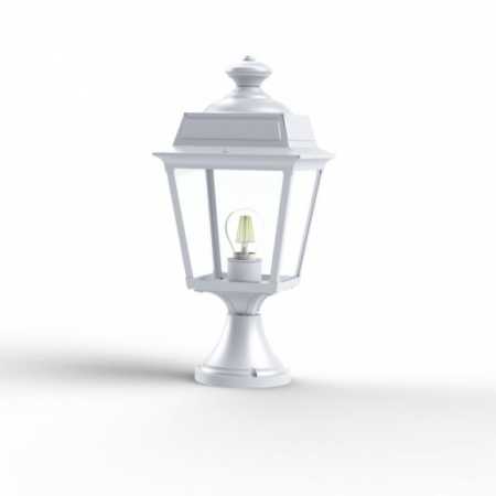 weiße Gartenbeleuchtung