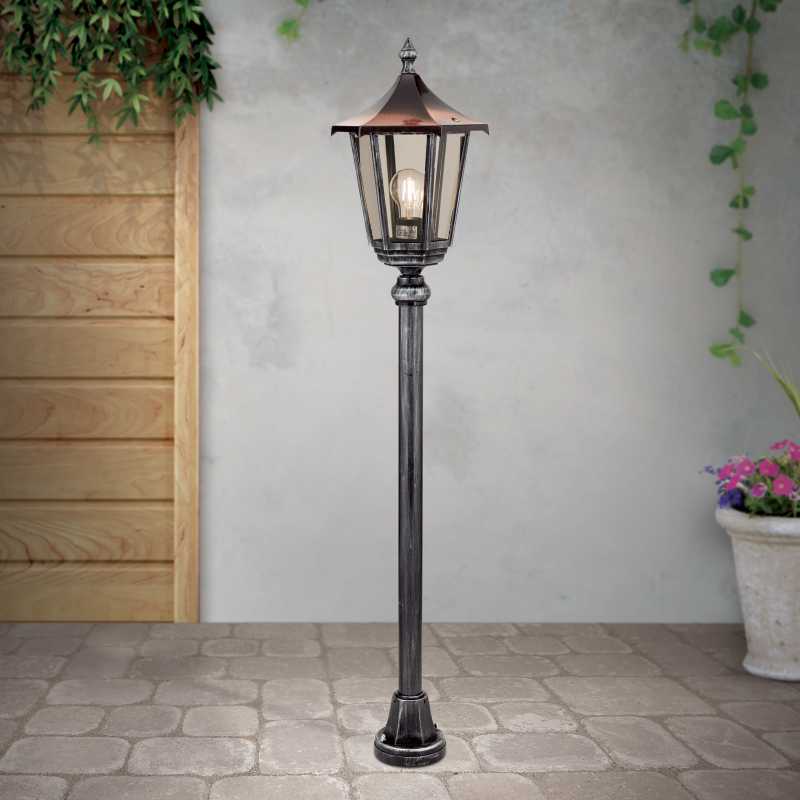 Antike Außenleuchte