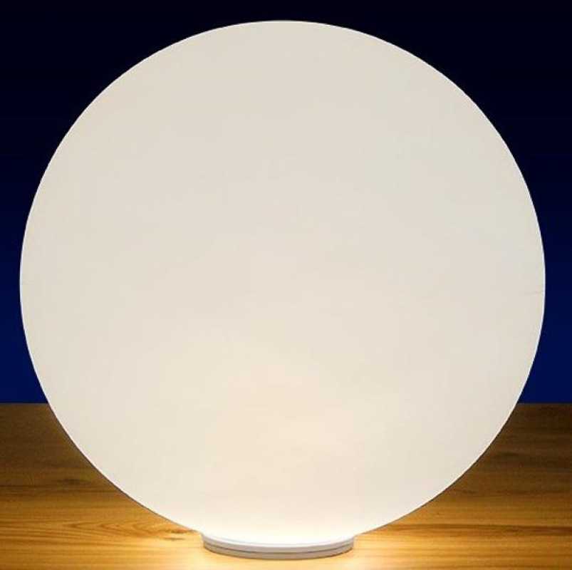 moderne Akku-Gartenleuchte