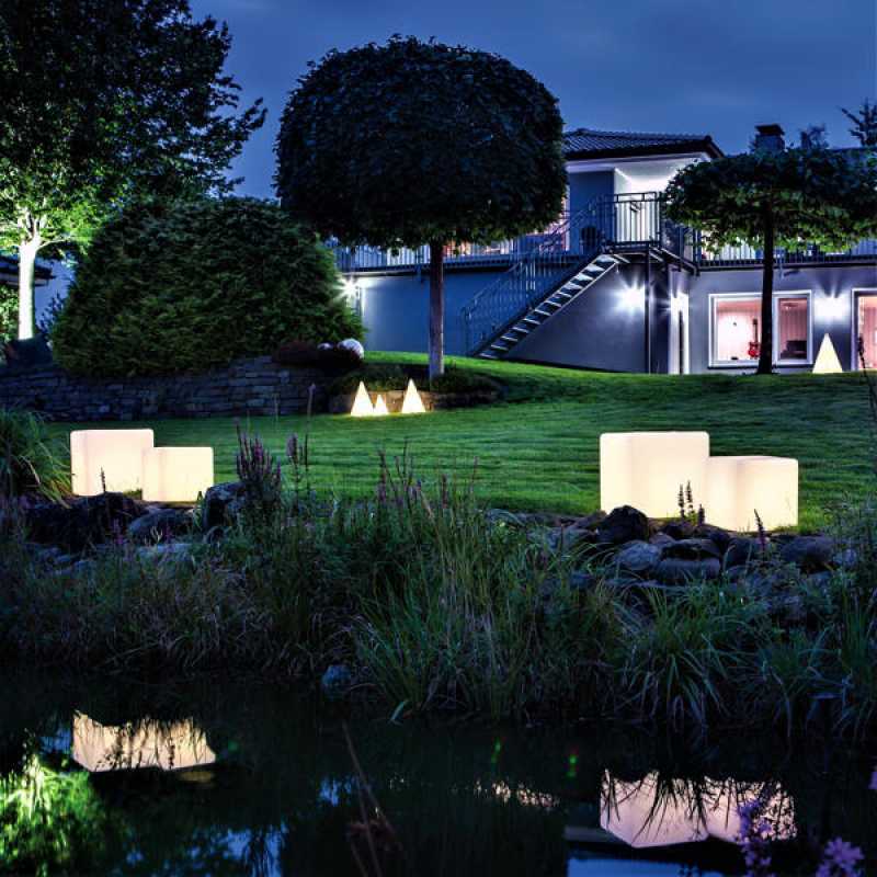 Weiße Gartenbeleuchtung 54cm