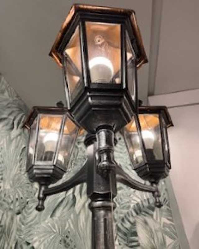 3-flammige Gartenleuchte