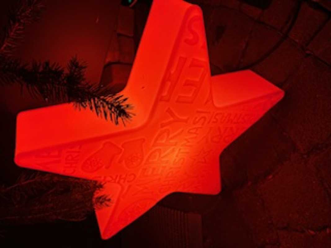 Weihnachtsbeleuchtung roter Solar-Stern