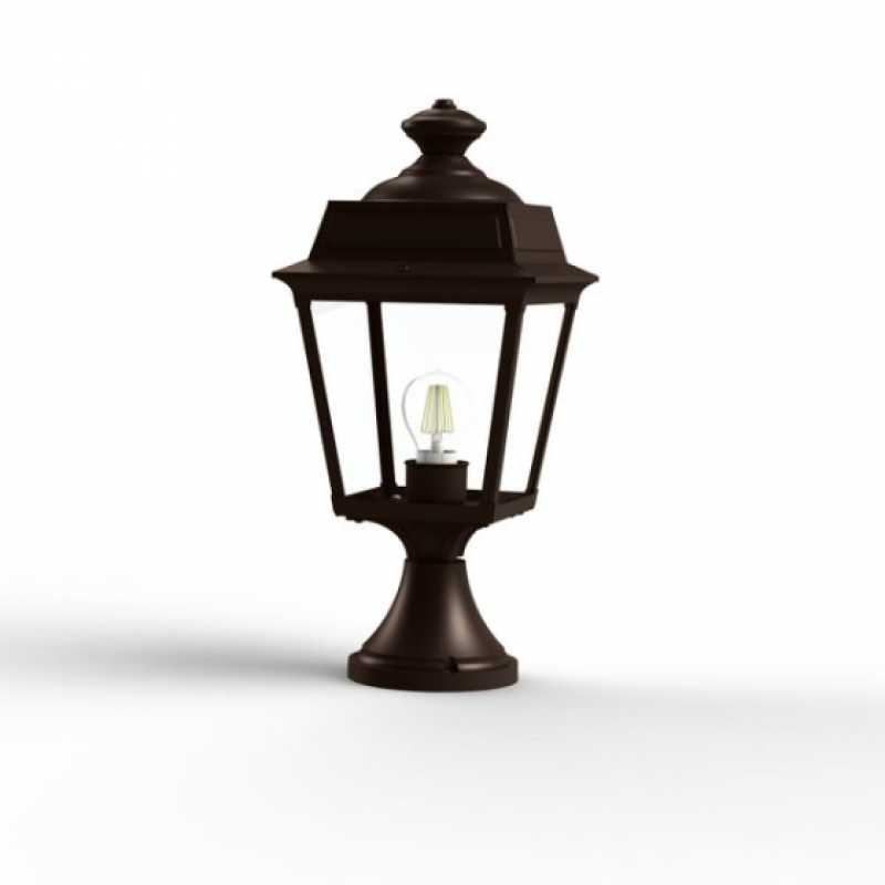 weiße Gartenbeleuchtung