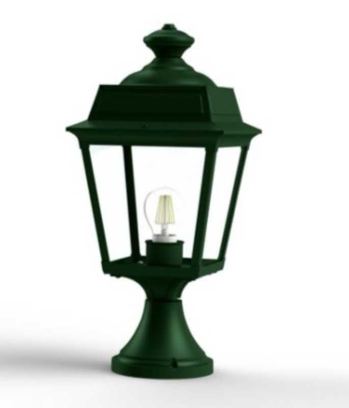 grüne Sockelleuchte klassisch