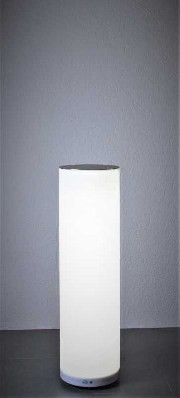 Weiße Gartenleuchte