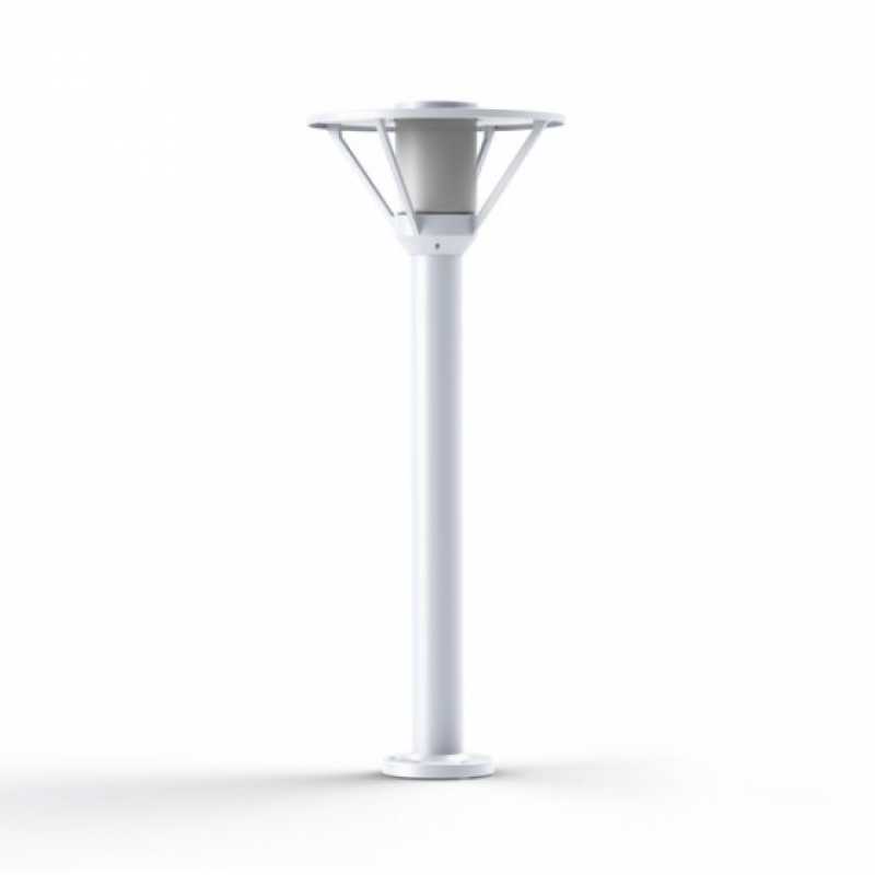 weiße Außenleuchte maritim