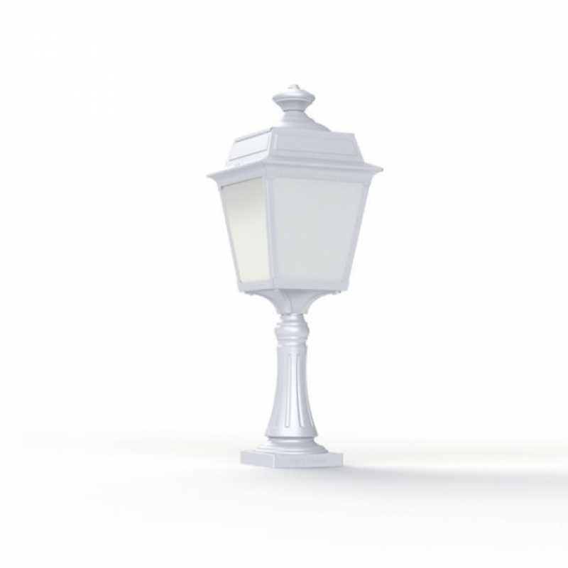 weiße Gartenleuchte